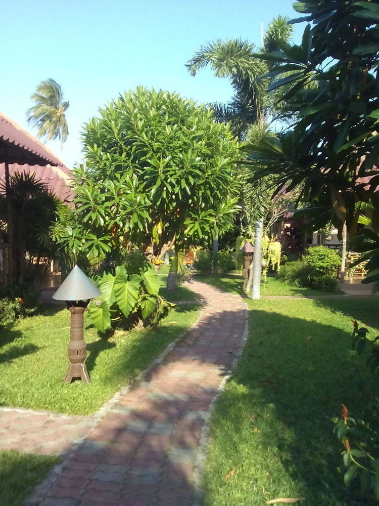 Bee Nat Garden Resort Банг-Рак Экстерьер фото